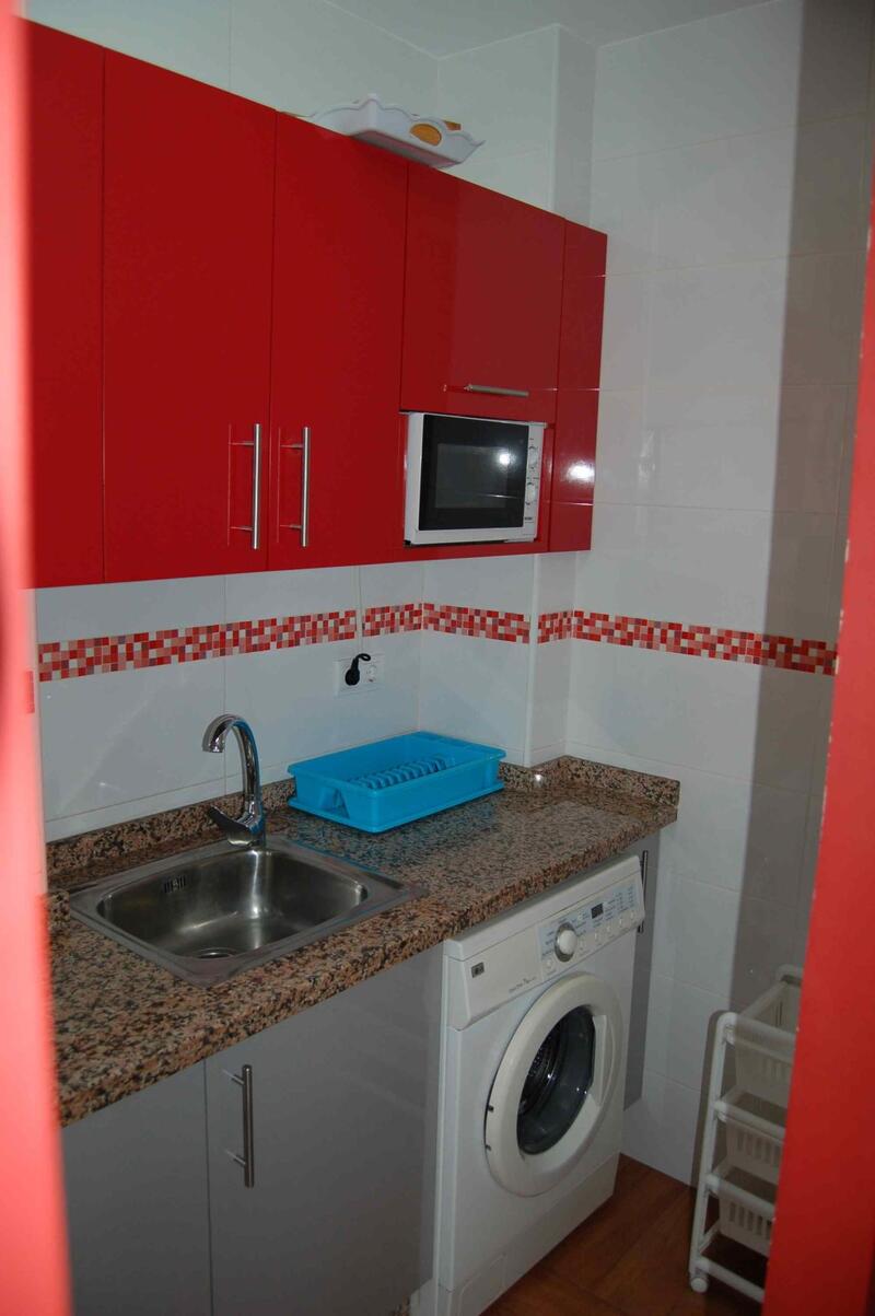 1 bedroom Apartment for Long Term Rent