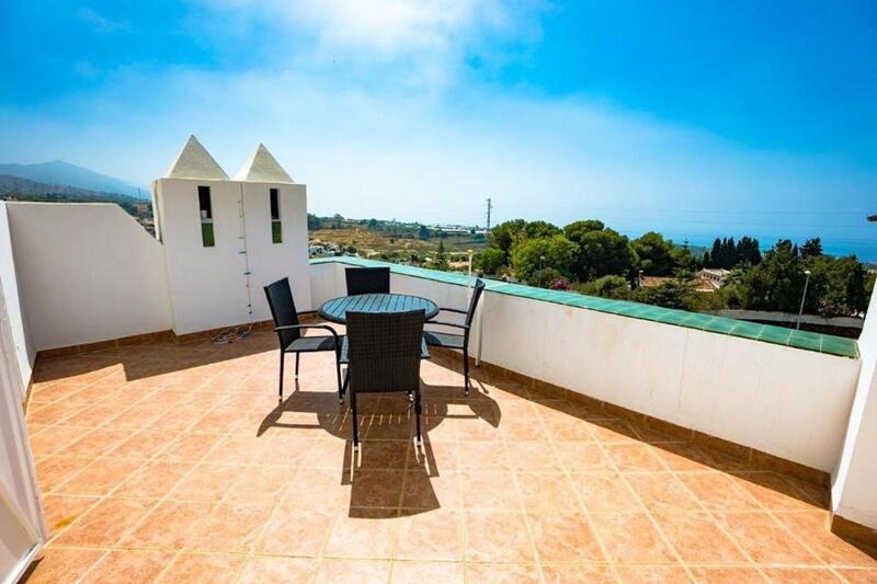 3 bedroom Townhouse for sale