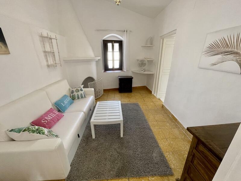 2 bedroom Country House for Long Term Rent