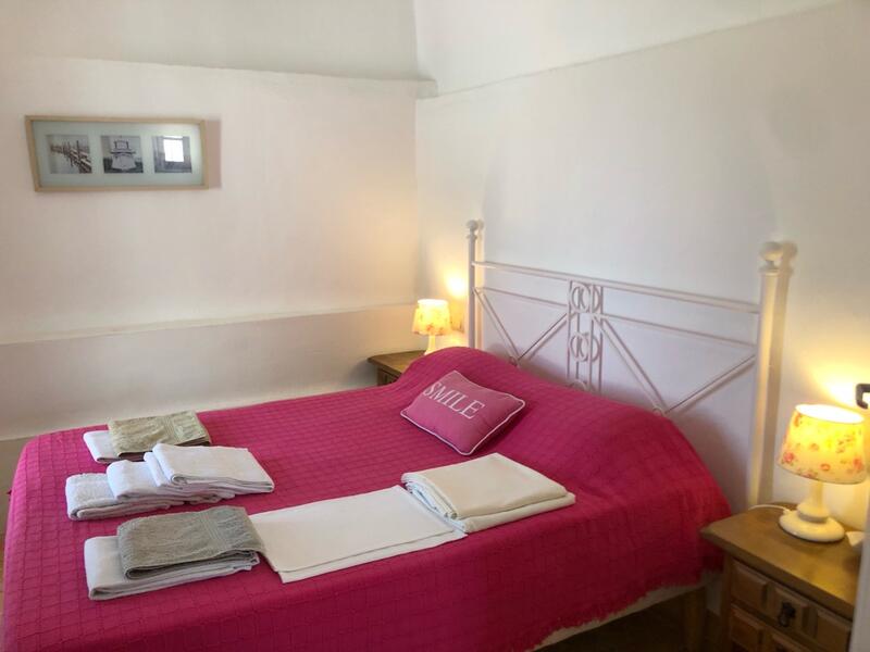 2 bedroom Country House for Long Term Rent