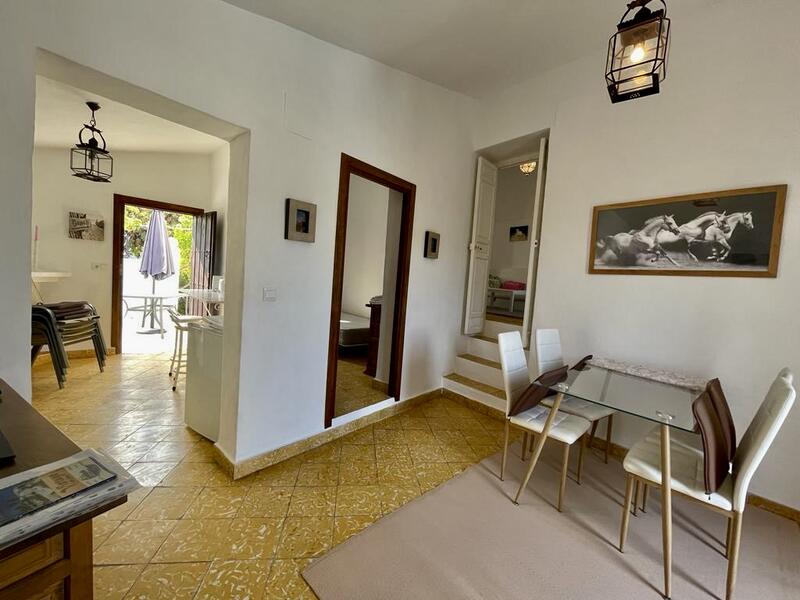 2 bedroom Country House for Long Term Rent