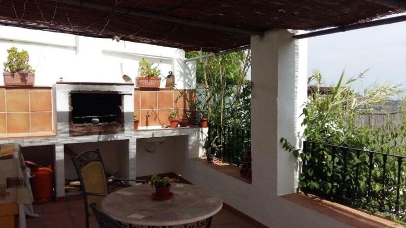 3 bedroom Country House for Long Term Rent