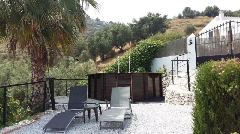 3 bedroom Country House for Long Term Rent