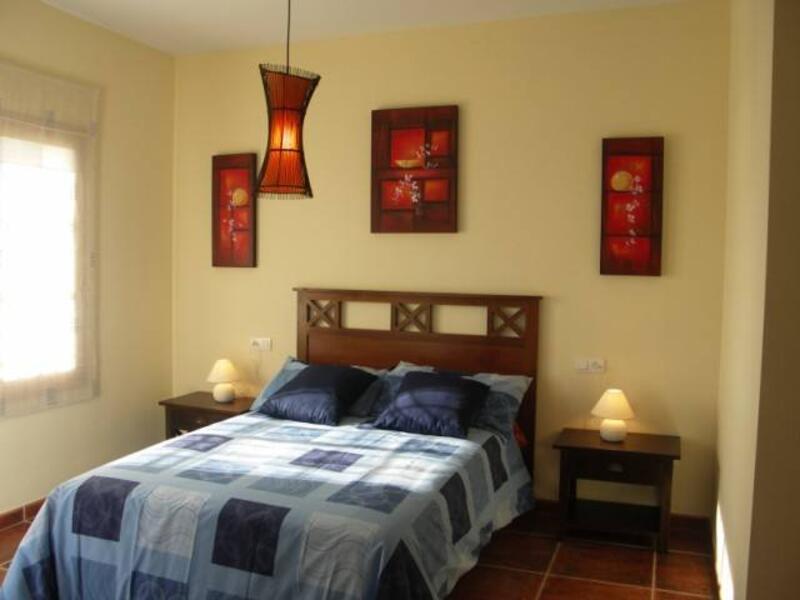 4 bedroom Villa for Long Term Rent