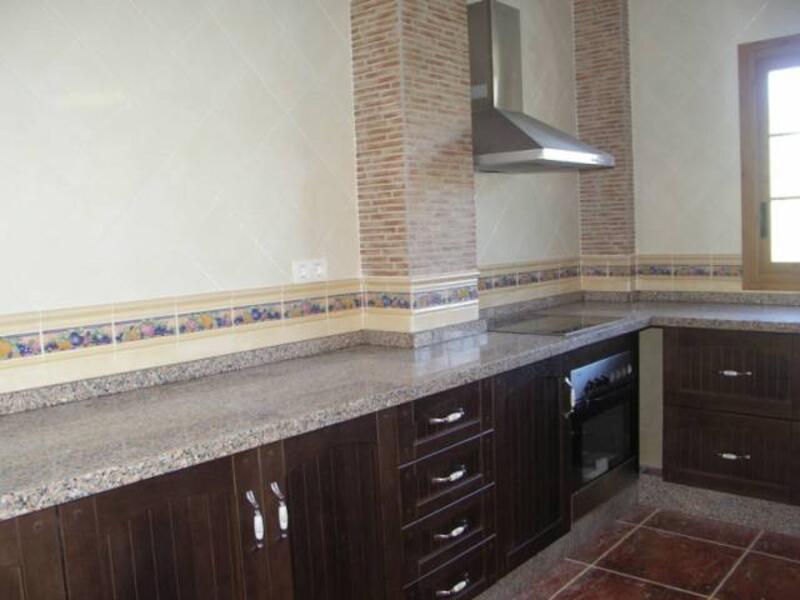 4 bedroom Villa for Long Term Rent