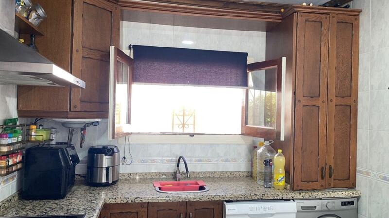 3 bedroom Townhouse for sale
