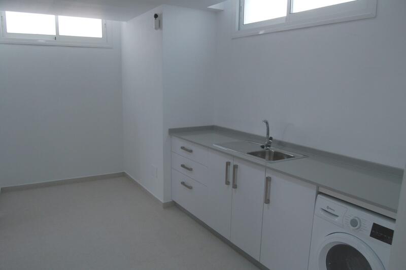 4 Schlafzimmer Landhaus zu verkaufen