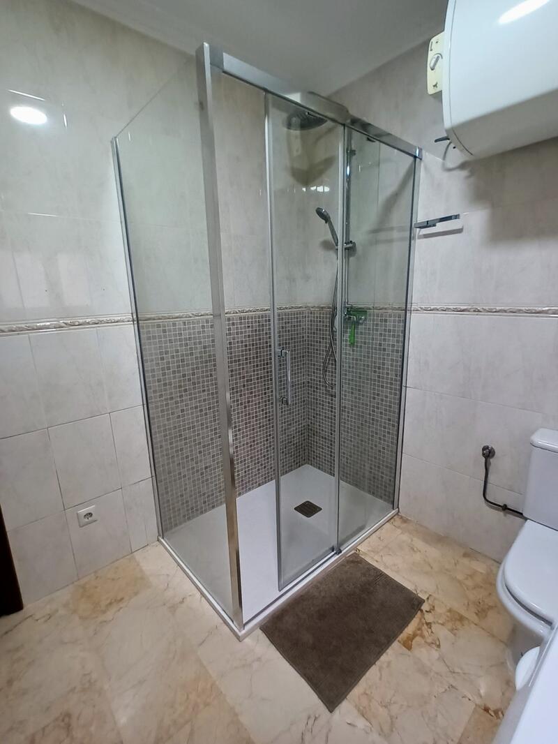 2 bedroom Apartment for Long Term Rent