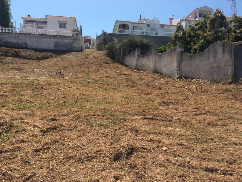 Land til salgs i Nerja, Málaga