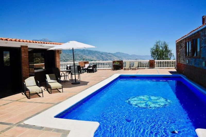 Villa für Langzeitmiete in Torrox, Málaga