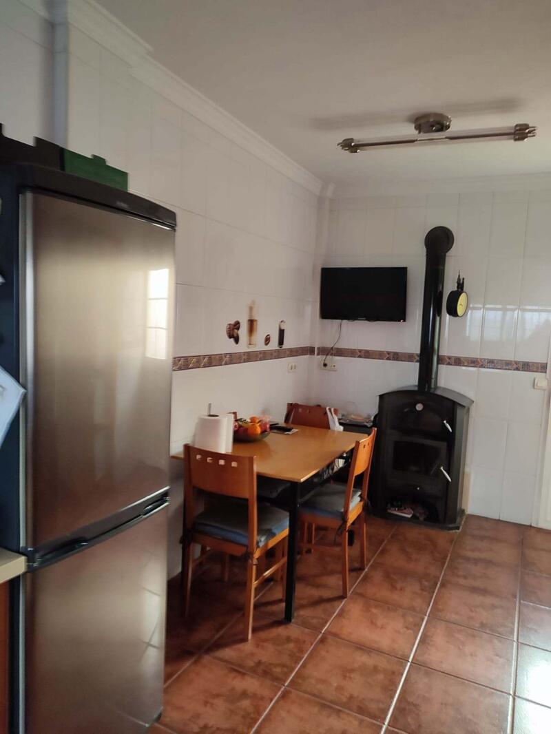 6 slaapkamer Gezinswoning Te koop