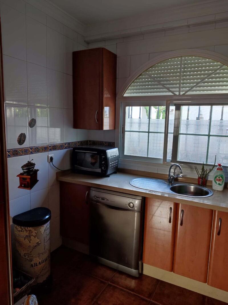 6 slaapkamer Gezinswoning Te koop