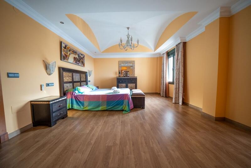 4 Schlafzimmer Villa zu verkaufen