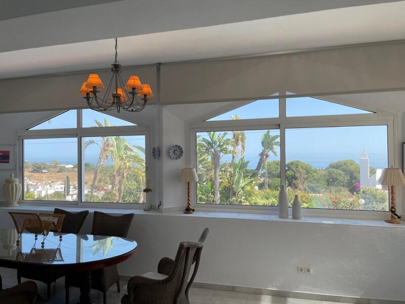 4 Cuarto Villa en venta