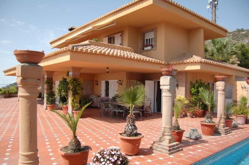 Villa til salgs i La Herradura, Granada