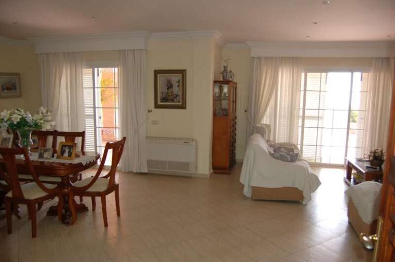 7 sovrum Villa till salu