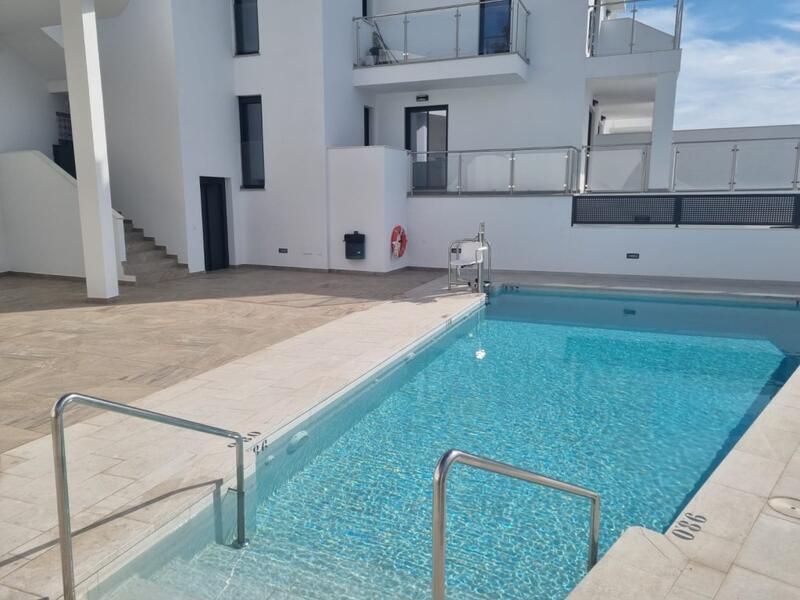 3 bedroom Apartment for sale
