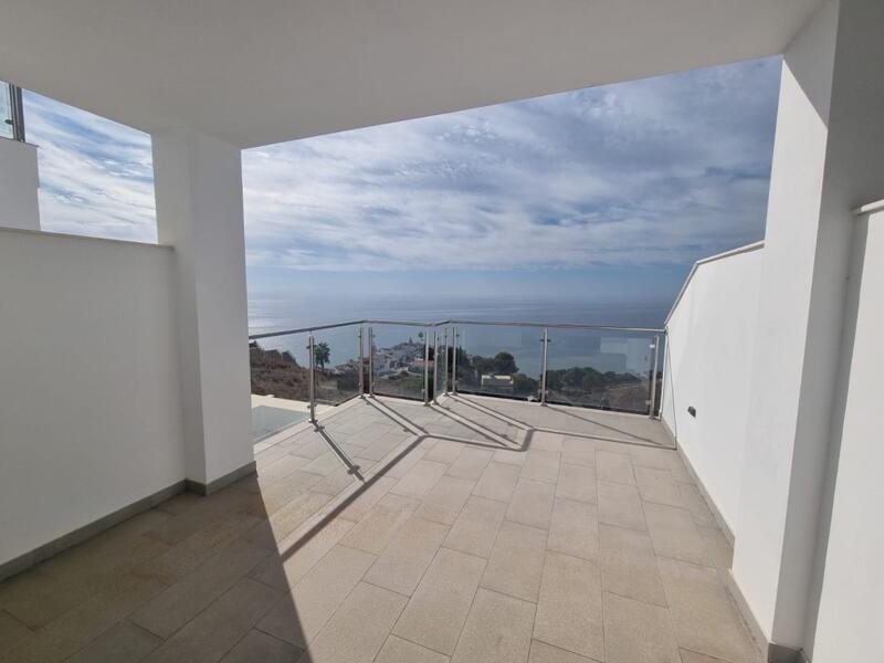 3 bedroom Apartment for sale