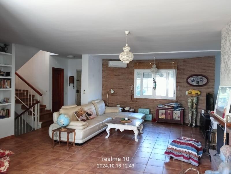 4 Schlafzimmer Stadthaus zu verkaufen