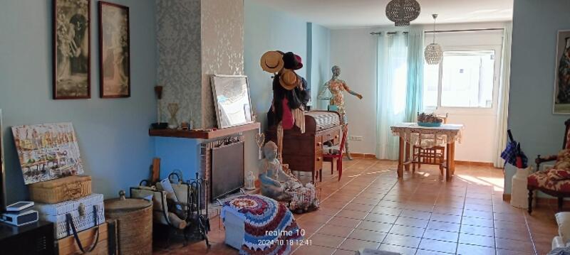 4 Schlafzimmer Stadthaus zu verkaufen