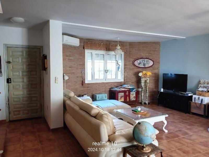 4 Schlafzimmer Stadthaus zu verkaufen