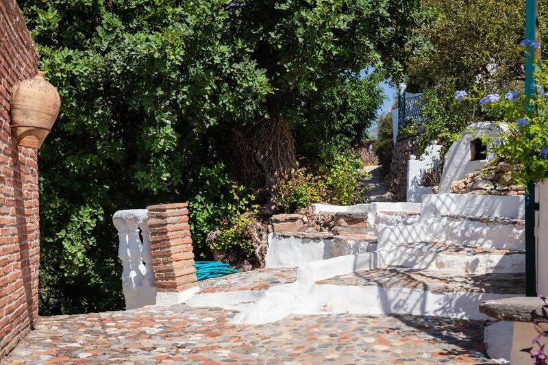 6 bedroom Villa for sale