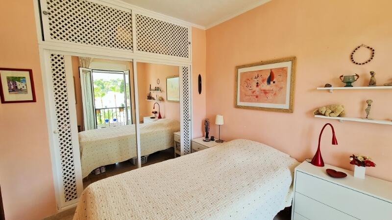 2 slaapkamer Appartement Te koop