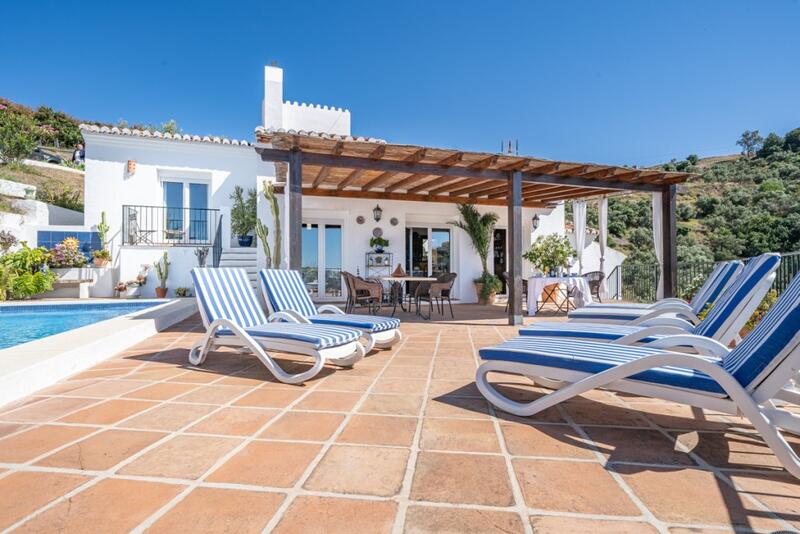 Villa en venta en Frigiliana, Málaga