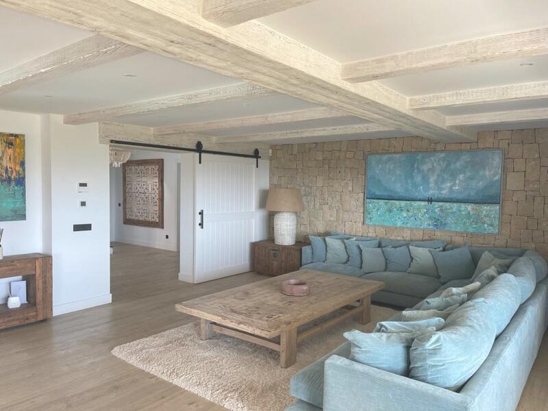 6 bedroom Villa for sale