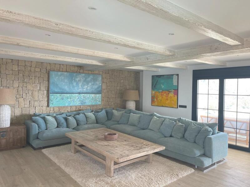 6 bedroom Villa for sale