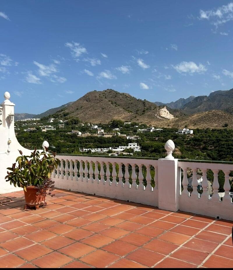 3 bedroom Country House for sale