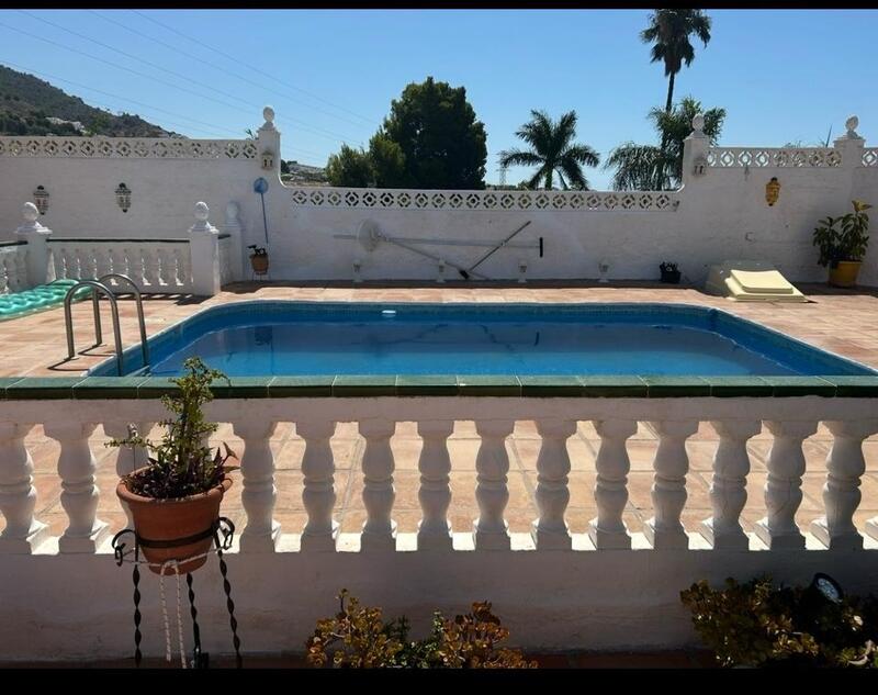 3 bedroom Country House for sale