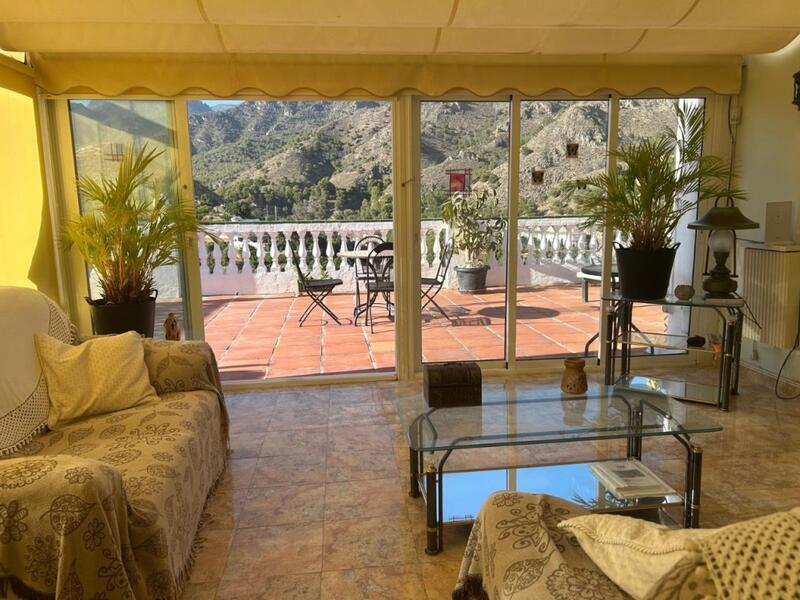 3 bedroom Country House for sale