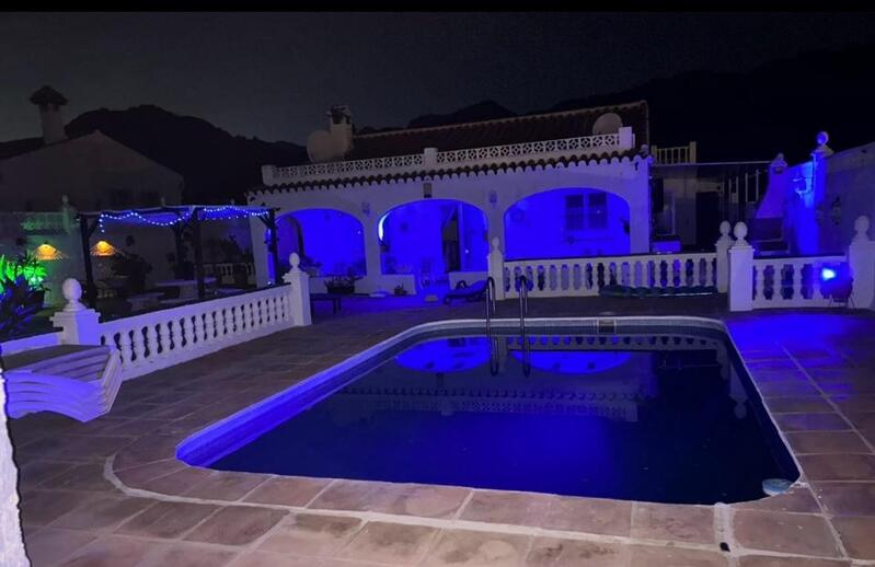3 bedroom Country House for sale