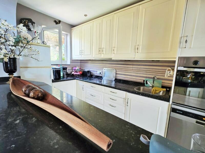 2 slaapkamer Appartement Te koop