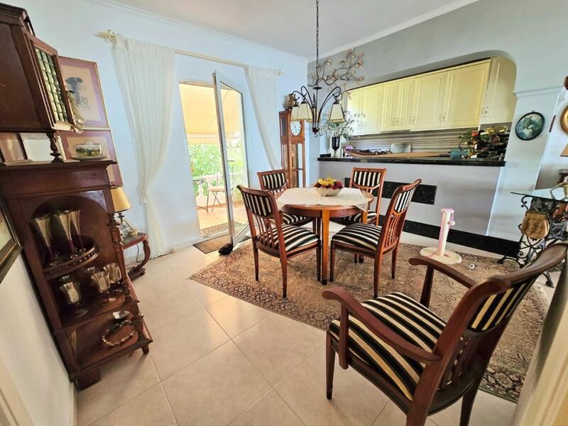 2 slaapkamer Appartement Te koop