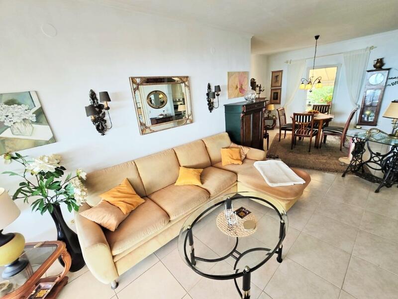 2 slaapkamer Appartement Te koop