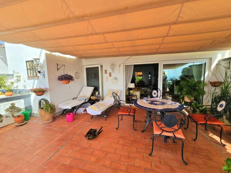 2 slaapkamer Appartement Te koop