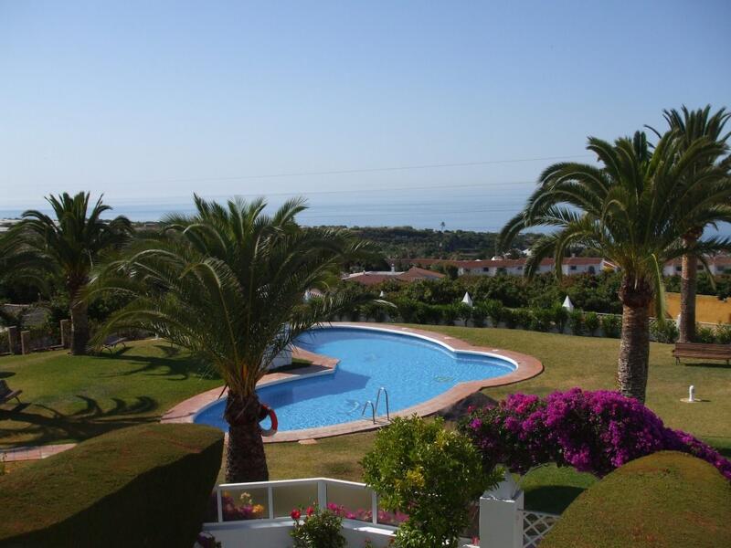 Stadthaus zu verkaufen in Nerja, Málaga Stadthaus zu verkaufen in Nerja, Málaga