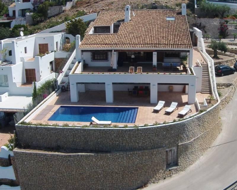 Villa till salu i Moraira, Alicante