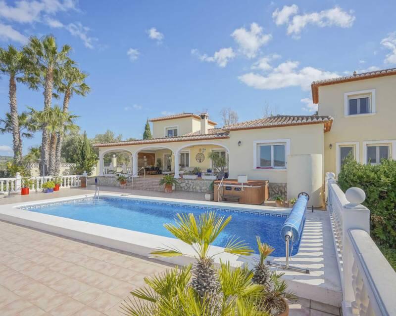 Villa zu verkaufen in Benidoleig, Alicante