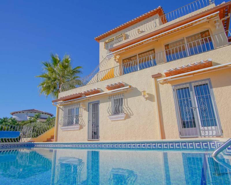 Villa en venta en Pego, Alicante