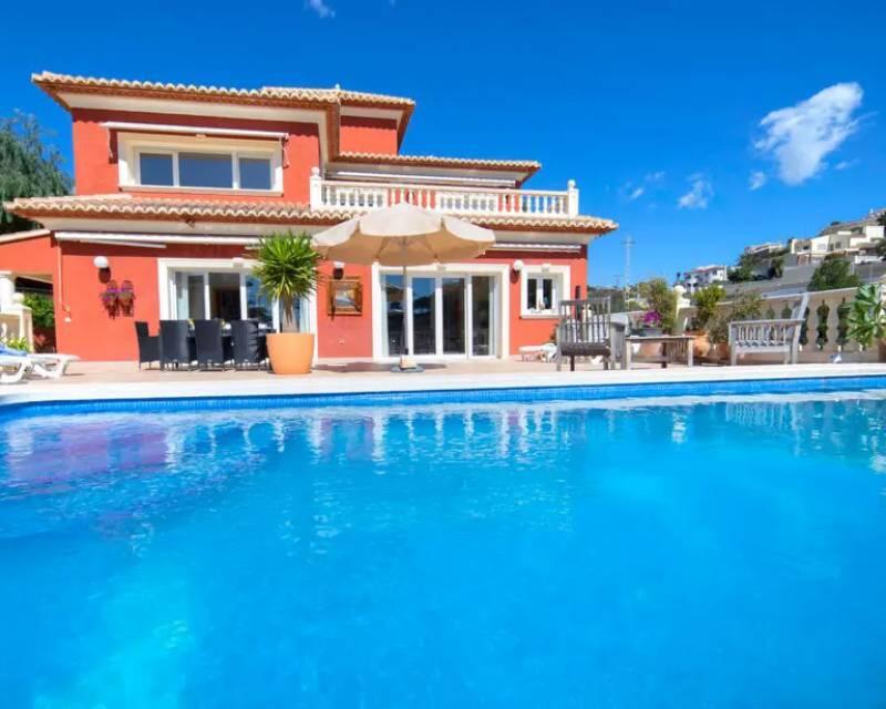 Villa en venta en Calpe, Alicante