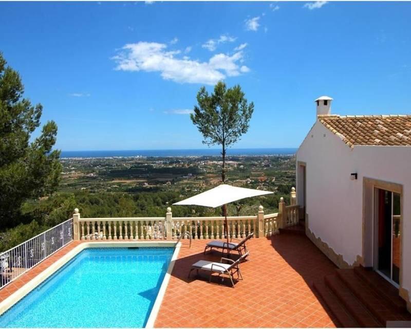 Villa à vendre dans Sella, Alicante