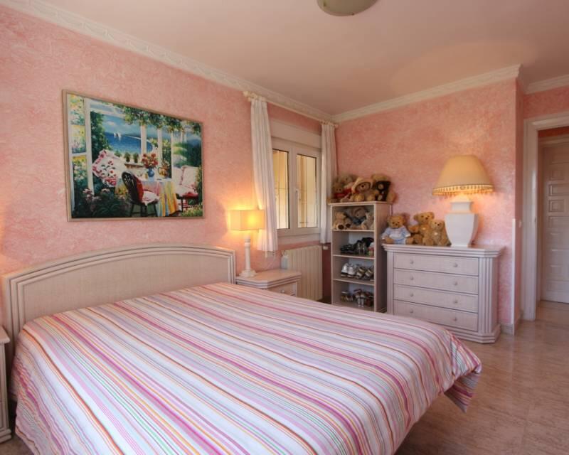 4 Cuarto Villa en venta