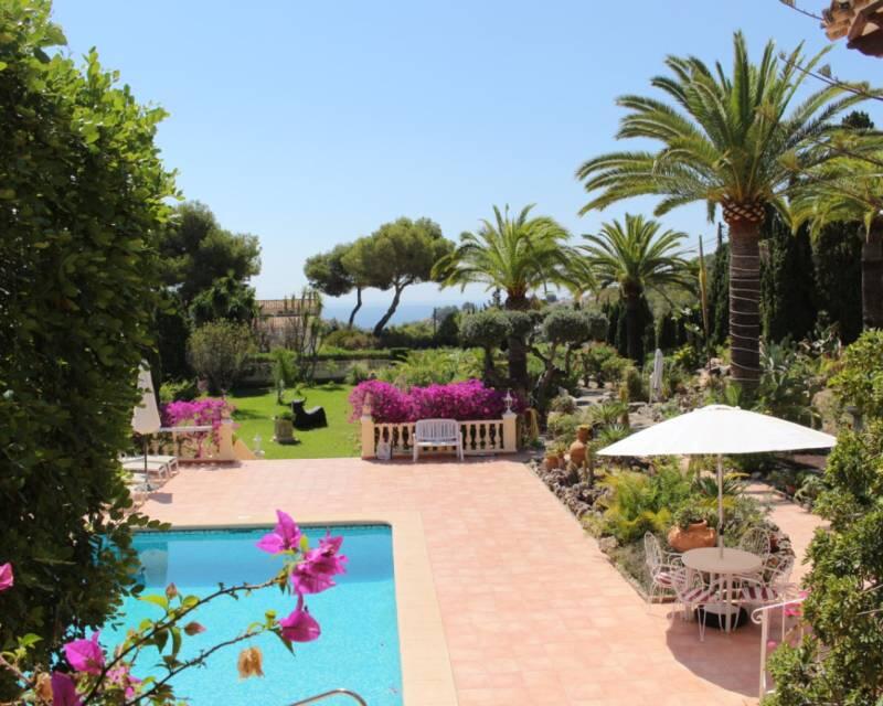 4 Cuarto Villa en venta