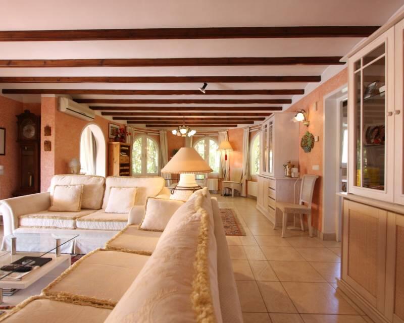 4 Cuarto Villa en venta