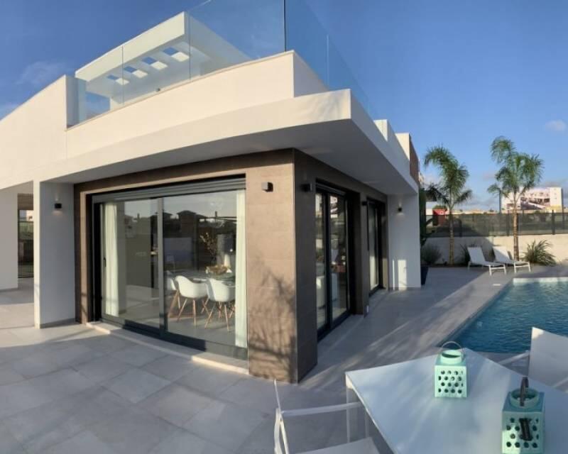 Villa en venta en Daya Nueva, Alicante