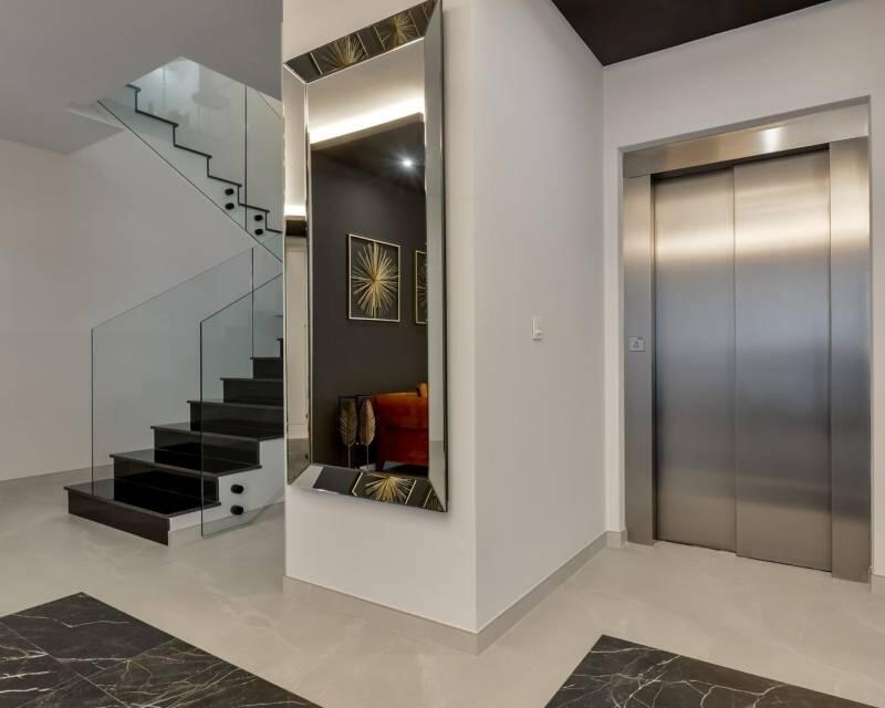 8 Cuarto Villa en venta
