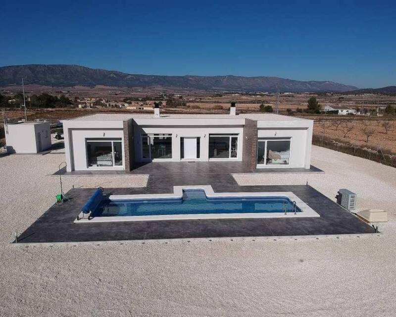Villa for sale in Pinoso, Alicante